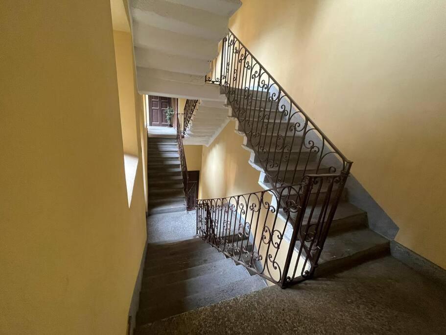 Ferienwohnung Bilocale Milano Sempione Exterior foto